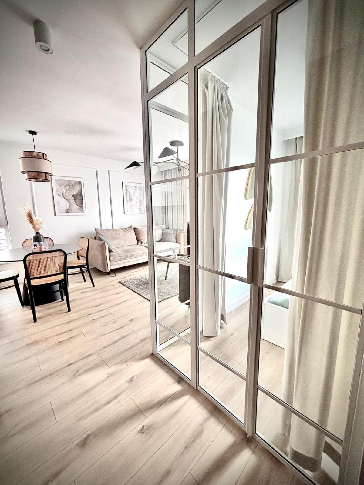 Apartment White Glove Deluxe Stara Warszawska